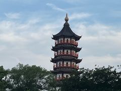 -绳金塔