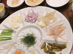 -龙悦湾酒家·八阵鱼生·渔人码头店