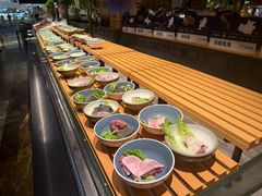 -钱小奴海鲜自助黑金店(杭州滨江龙湖店)