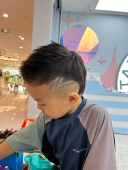 -星咔萌·StarCamo儿童剪发(东坝万达广场店)