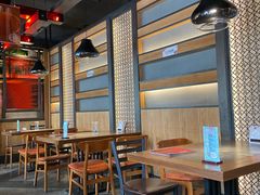 大堂-辣尚瘾·烤鱼·新川菜(交大直营店)