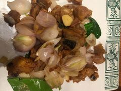 傣味柠檬香叶鸡-云海肴·汽锅鸡·云南菜(广安门天虹店)