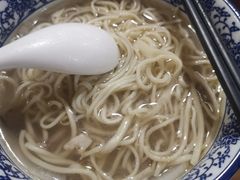 -陇上全荟兰州传统牛肉面(延吉路店)