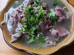 -小杨翘脚牛肉