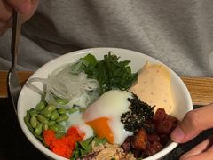 -三出山火锅(南京万象天地店)