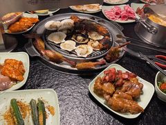 -海吃海喝海鲜烤肉炭火主题自助餐(朝阳店)