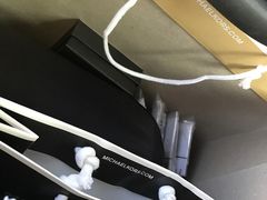 -塞拉瓦莱名品奥特莱斯