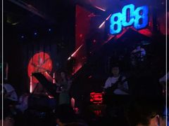 -808 LiveHouse
