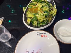 -路边边地标烧烤·川菜·小龙虾·音乐酒馆(良乡长虹店)