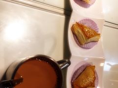 -新大咀港式茶餐厅(宝山万达店)