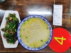 鱼汤面-雪琴面馆富安特色鱼汤面(城中花园店)
