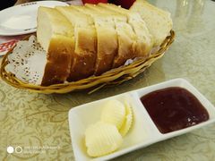 -华梅西餐厅(哈尔滨中央大街店)