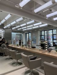 -Z.X HAIR SALON张新美业