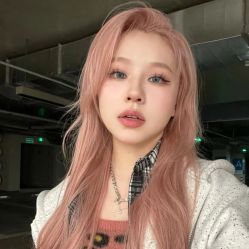 -丝语萱形象