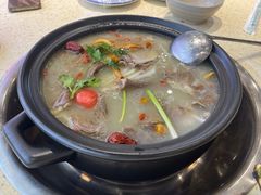 -九寨沟特色牦牛肉汤锅