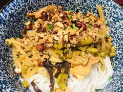 -粉家柳州螺蛳粉(杨宅路店)