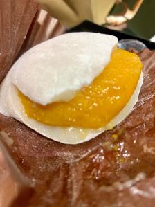 香港长洲*糯米糍-"今天去卓越汇做面部护理刚好路过这家糯米糍.