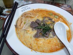 叻沙牛肉米粉-兴华里茶记(禅城同济首店)