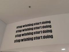 -M Stand(宁波万象城店)