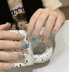 -LILY NAILS美甲美睫