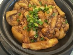 鱼香茄子煲-东江渔村·古典园林·30年粤菜老字号(太和店)