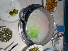 -粤顺渔坊·中山脆肉鲩火锅(清湖店)