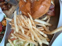 酿牛肉汉堡-The BREW·酿餐厅(浦东嘉里大酒店)