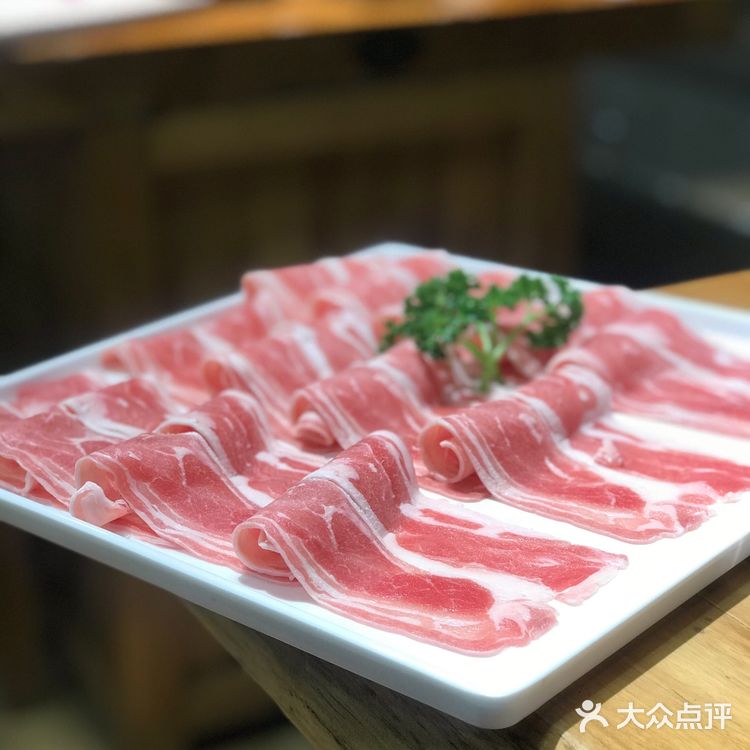 秋冬进补何时好？盛京初雪正当时。