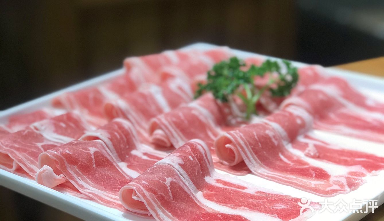 秋冬进补何时好？盛京初雪正当时。