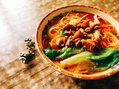 麻辣肥肠面-天府面庄(天平路店)
