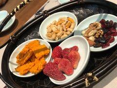 -梅间堂茶馆(绿地缤纷城店)