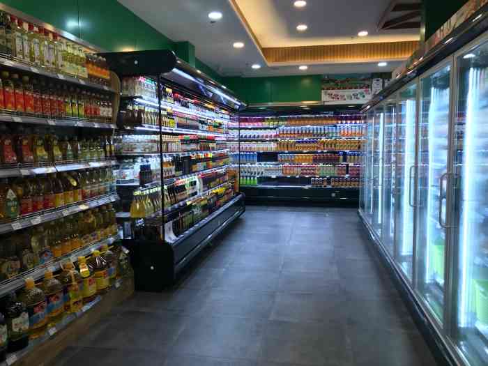 婕妮璐jennylous进口超市(金海湾店)-"凡是过去,皆为序曲.