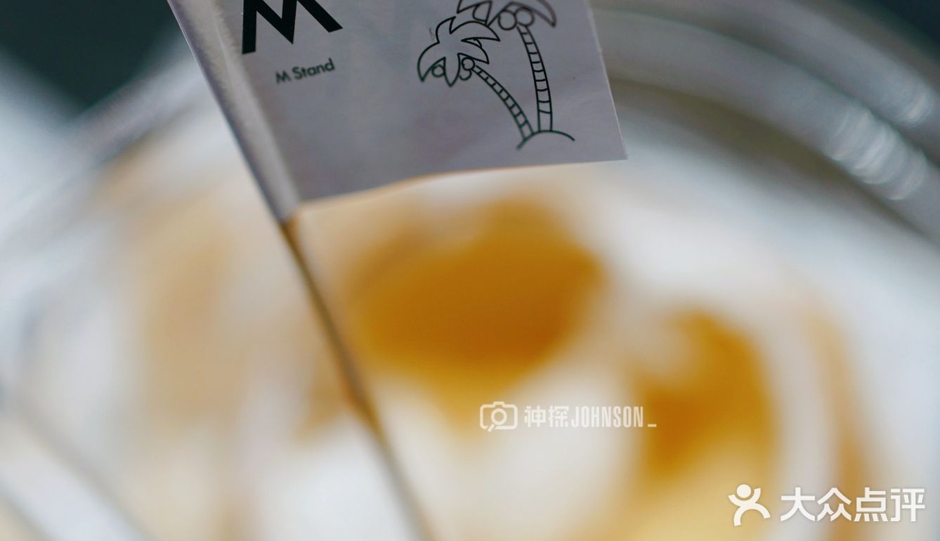 鲜椰冰驾到，引领潮牌路