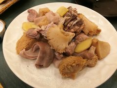 -沙龙酒家