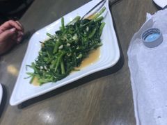 -The Dishes Seafood & Restaurant