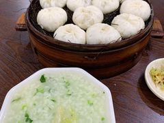 菜叶稀饭-舒小笼松针小笼包