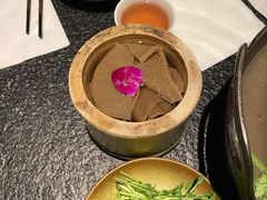 豆苗-盡膳口福跷脚牛肉火锅(北美新天地店)