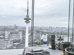 -云顶旋转自助景观餐厅