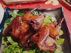 脆皮红烧乳鸽-长安·大茶饭