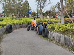 -季高兔窝窝亲子园(上海薰衣草公园店)