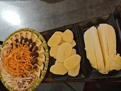 -大理.老字号渝记酸萝卜乌鱼(古城总店)