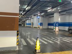 -龙湖上海闵行天街-停车场