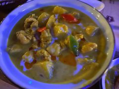 黄咖喱鸡-暹罗酒肆泰餐厅酒吧