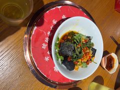 -琥珀老六龙虾(四里河店)