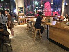 大堂-星巴克(珠海摩尔百货店)