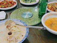 -悦府东北私房菜·饺子王·铁锅炖(长白山万达店)