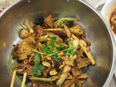 -川山城麻辣香锅(鼎汇美食城店)