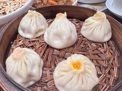 蟹黄小龙包-老淮城·长鱼面(河下古镇店)