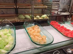 -领鲜活海鲜榴莲自助火锅(东门店)