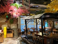 -城墙拐拐火锅(三峡广场黑金冠店)